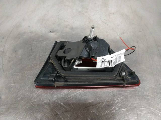 265552424R Piloto trasero interior izquierdo  en stock Sabadell