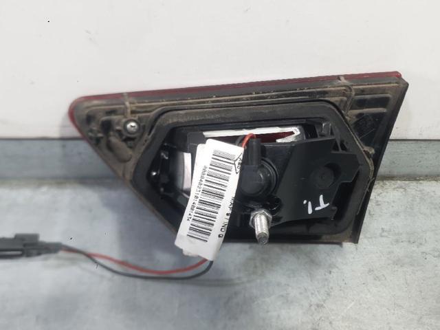 265552424R Piloto trasero interior izquierdo  en stock Sabadell