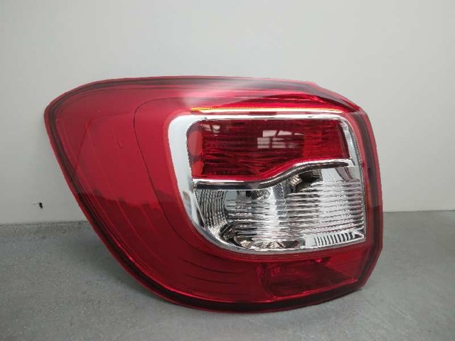 265554085R Piloto trasero izquierdo  disponible Utrera