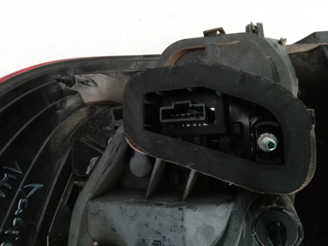 265554085R RENAULT Piloto trasero izquierdo  comprar en Jaén