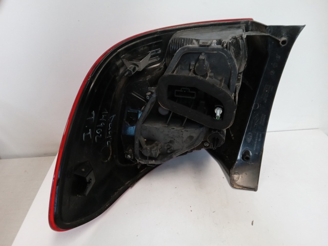 265554085R Piloto trasero izquierdo comprar Almería