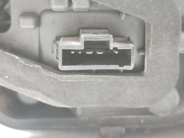 265554938R Piloto trasero izquierdo  en stock Castellón