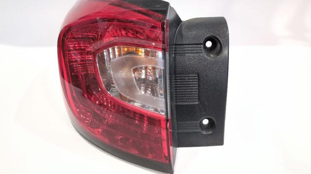 265558548R Piloto trasero exterior izquierdo  en stock Granada
