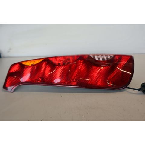 265559U000 Piloto trasero izquierdo  en stock Sabadell