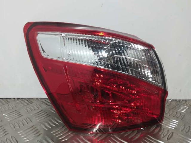 Piloto trasero izquierdo 26555BR00A NISSAN
