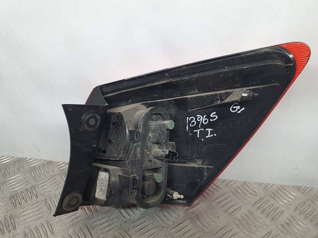 26555JD000 Piloto trasero exterior izquierdo  en stock Granada