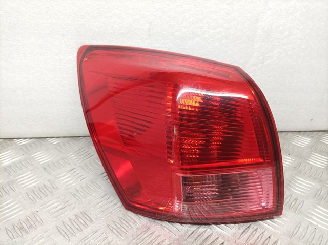 26555JD000 Piloto trasero exterior izquierdo comprar Almería