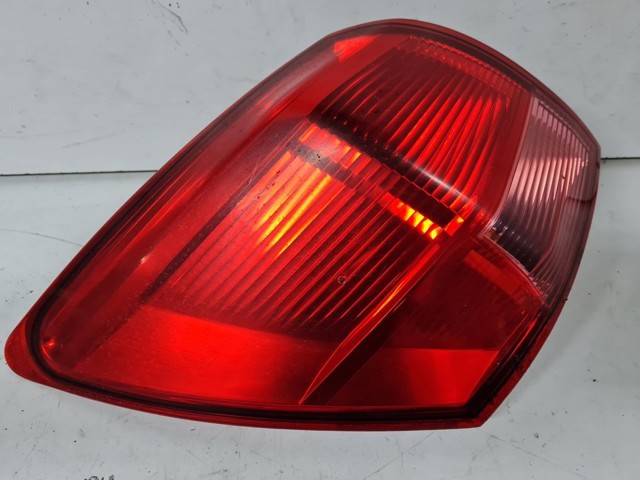 NISSAN 26559JD00A Piloto trasero exterior izquierdo  disponible España