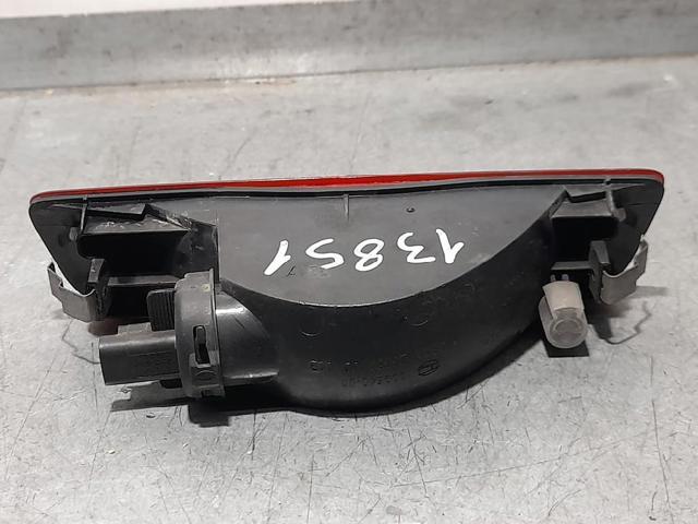 NISSAN 26580JD00B Luz antiniebla trasera  en stock Terrassa