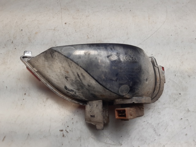 265852501R RENAULT Luz antiniebla trasera izquierda  en stock Córdoba