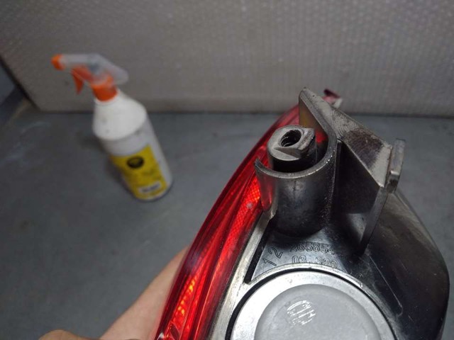 265854470R RENAULT Luz antiniebla trasera izquierda  disponible Ourense