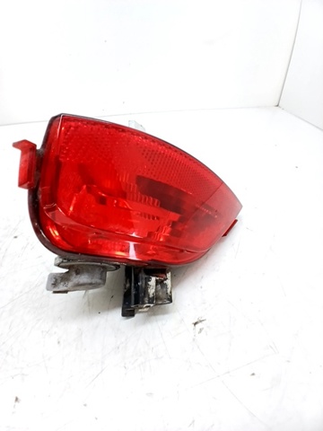 265854470R Luz antiniebla trasera izquierda  en stock Granada