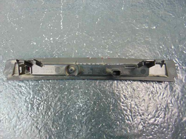 NISSAN 265902759R Tercera luz de freno  en stock Terrassa