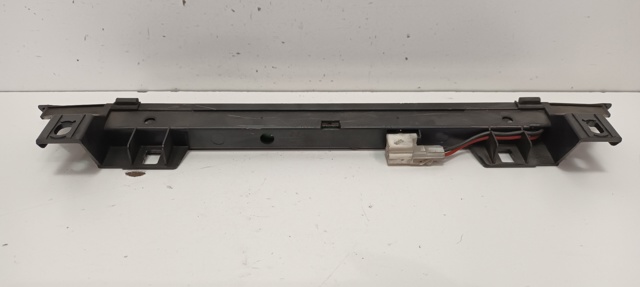 Luz de freno adicional Nissan Almera II (N16)