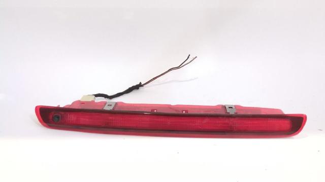 Lampara de luz de freno adicional  26590JD000 NISSAN