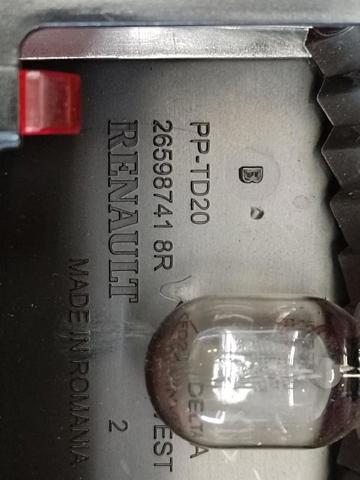 RENAULT 265987418R Cubierta para luz trasera  disponible España