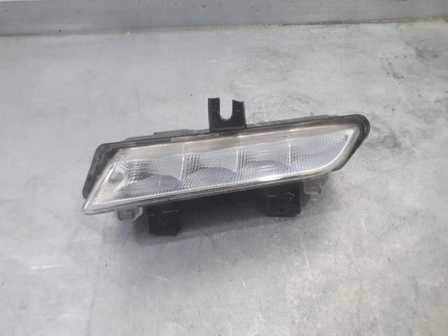 266059493R Luz diurna izquierda  en stock Castellón