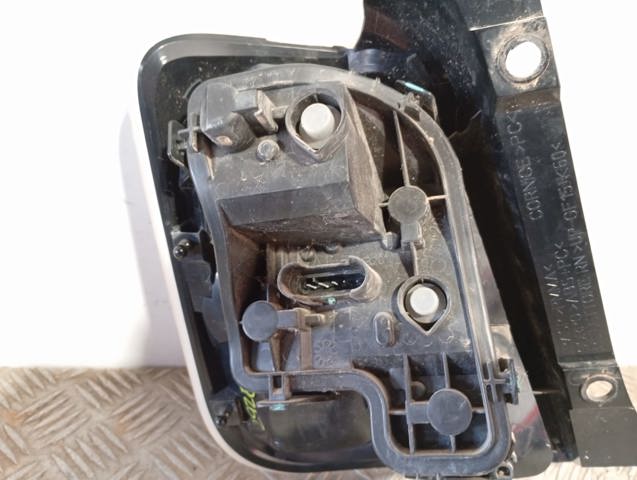 FIAT 27043201 Piloto trasero derecho  en stock Valencia