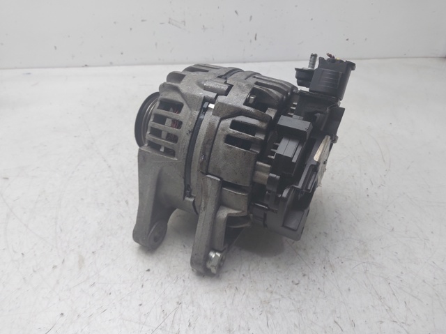 270600D030 Alternador  comprar en Zaragoza