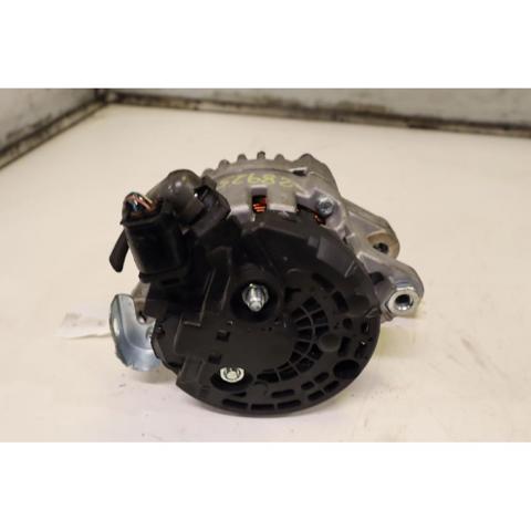 TOYOTA 270600J051 Alternador  en stock Salamanca