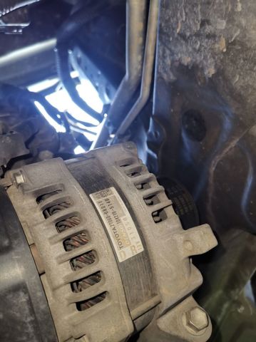 TOYOTA 270600R011 Alternador  comprar en Albacete