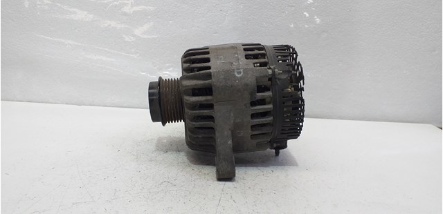 Alternador del motor 270600T010 TOYOTA