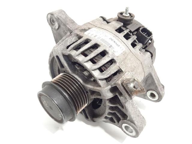 Alternador 270600T081 Toyota