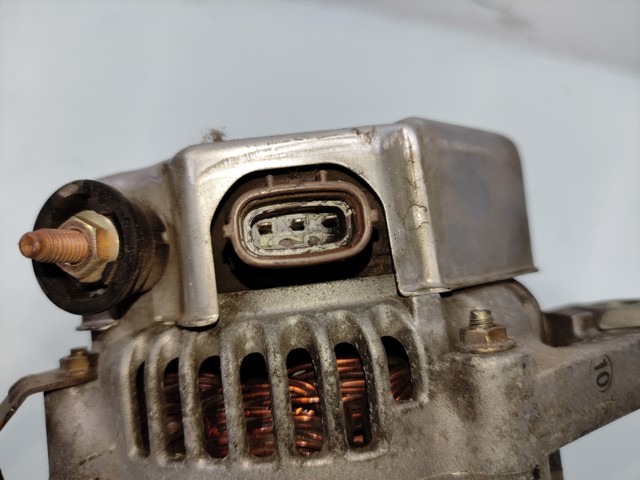 TOYOTA 2706033040 Alternador  en stock Valencia