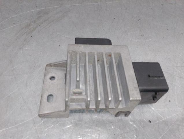 Relé de bujía de precalentamiento Mazda 2 3 DL, DJ