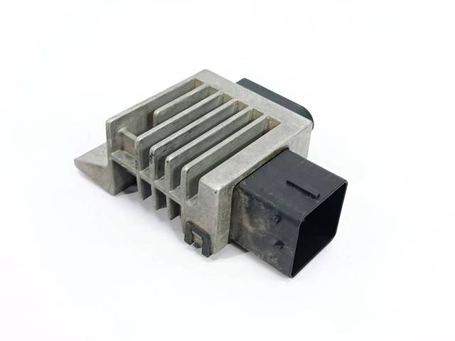 Relé de precalentamiento 2  hatchback (2014-2023) original desde 60,18 €