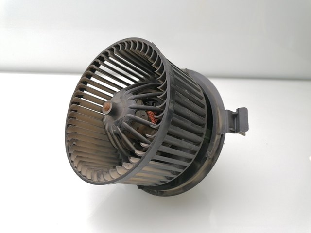 Motor calefaccion para dacia duster 1.5 dci k9k r8 272106020R