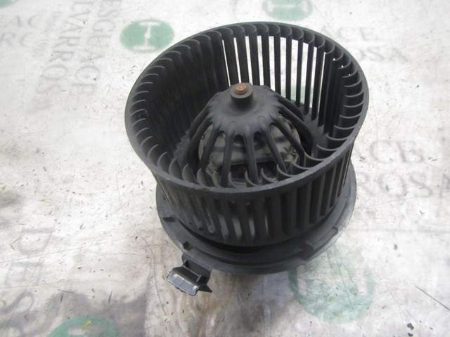 272106020R RENAULT Motor del ventilador del calefactor  disponible Ourense