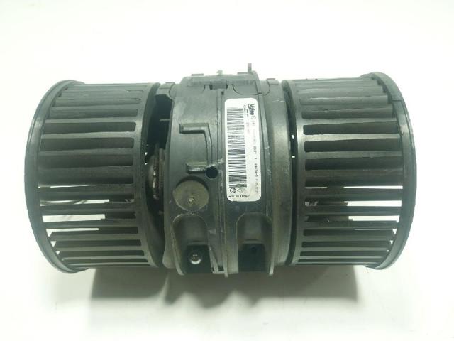 RENAULT 272109961R Motor del ventilador del calefactor  disponible Valladolid