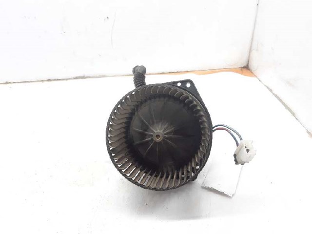 Motor eléctrico, ventilador habitáculo 272200F400 Nissan