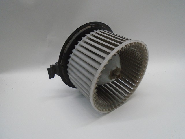 Motor eléctrico, ventilador habitáculo 27226EE91B Nissan