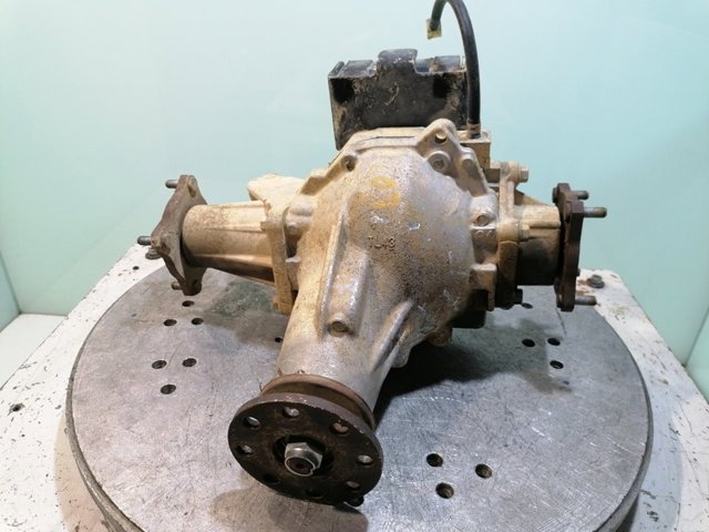 2745066JV0 SUZUKI Cárter del eje delantero  en stock Gandía