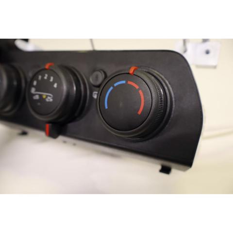 Elemento de control aire acondicionado Sandero III hatchback (2021-2026) original desde 68,24 €