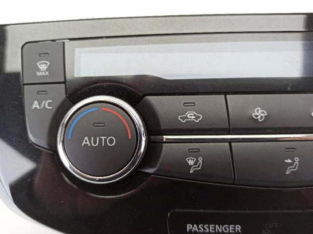 275004EA0A NISSAN Unidad de control aire acondicionado  en stock Huelva