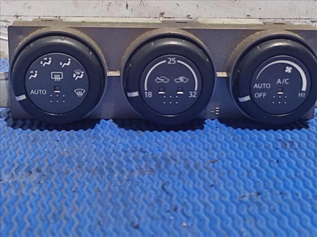 NISSAN 27500EQ410 Unidad de control aire acondicionado  en stock Terrassa