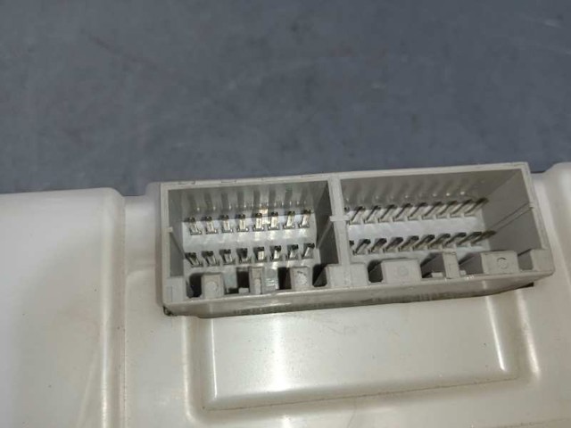 27500ES71A Unidad de control aire acondicionado  en stock Castellón