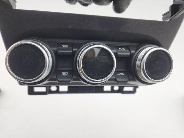RENAULT 275100936R Unidad de control aire acondicionado  en stock Valencia