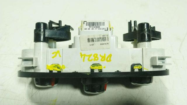 275102784R RENAULT Unidad de control aire acondicionado  en stock Córdoba