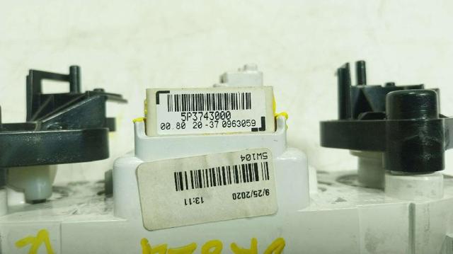 275102784R Unidad de control aire acondicionado  en stock Granada