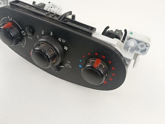 RENAULT 275102784R Unidad de control aire acondicionado comprar Barcelona