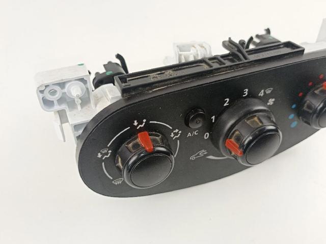 275102784R RENAULT Unidad de control aire acondicionado comprar Bilbao