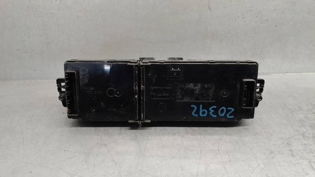 275103596R Unidad de control aire acondicionado  en stock Castellón