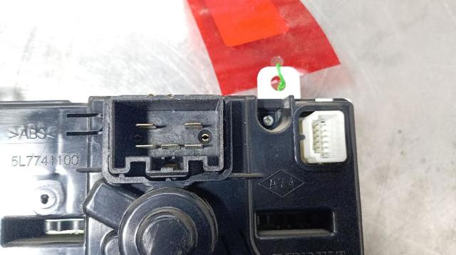 275107490R Unidad de control aire acondicionado  en stock Castellón