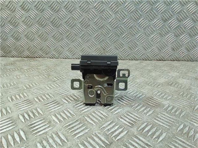 2754528 BMW Cerradura de maletero  en stock Gandía