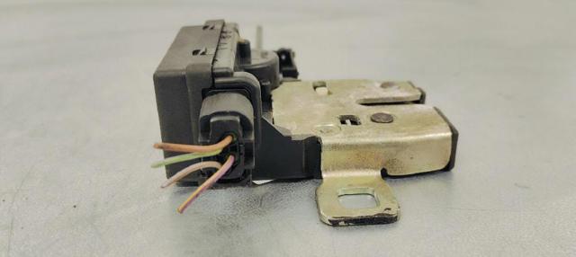 2754528 Cerradura de tapa de maletero  disponible Málaga