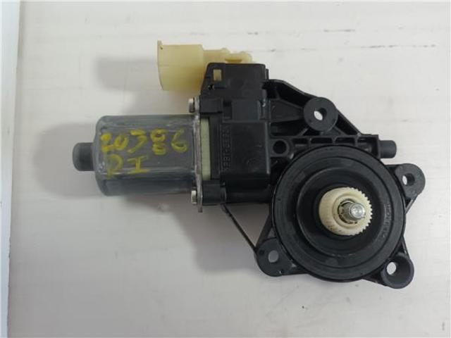 2757043 BMW